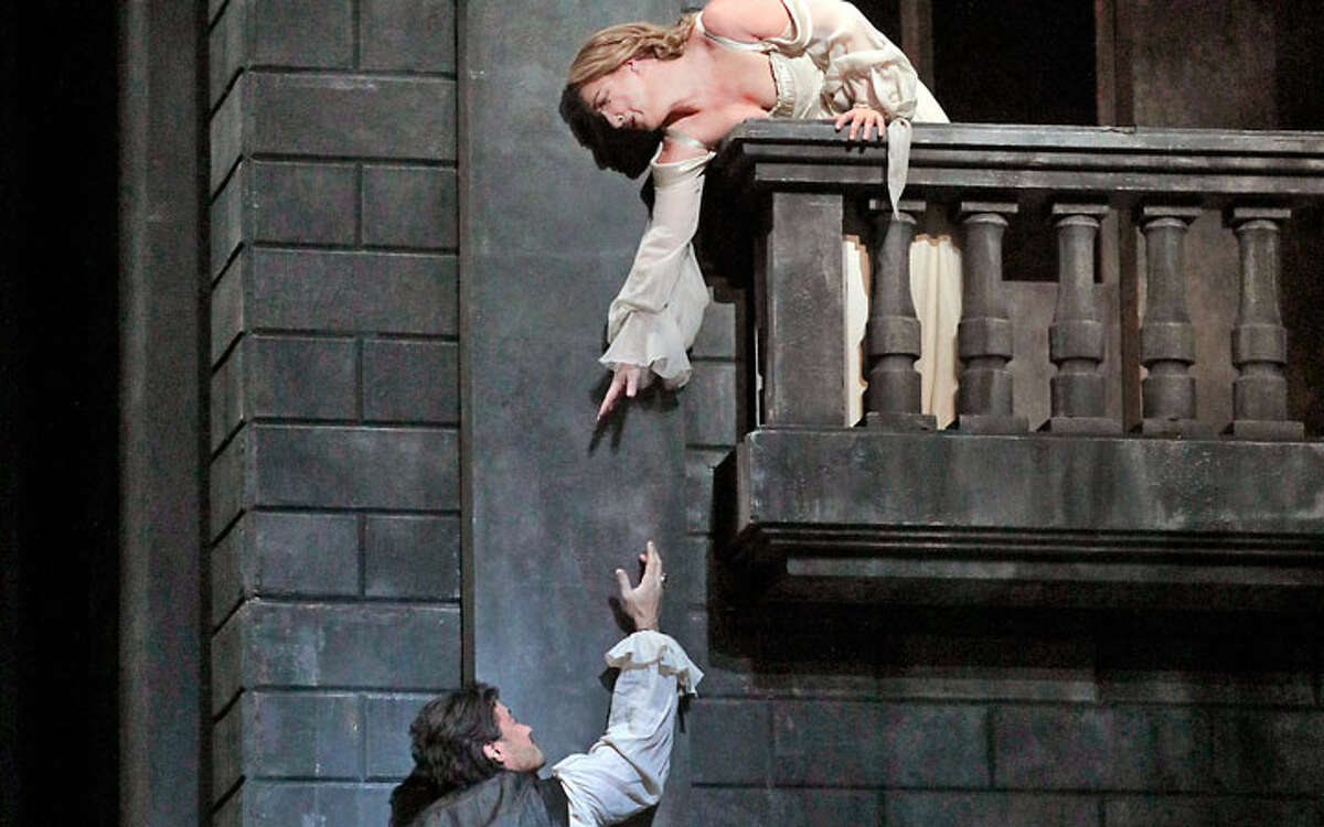 Vittorio Grigolo and Diana Damrau reunite for a new production of Gounoud’s Roméo et Juliette.