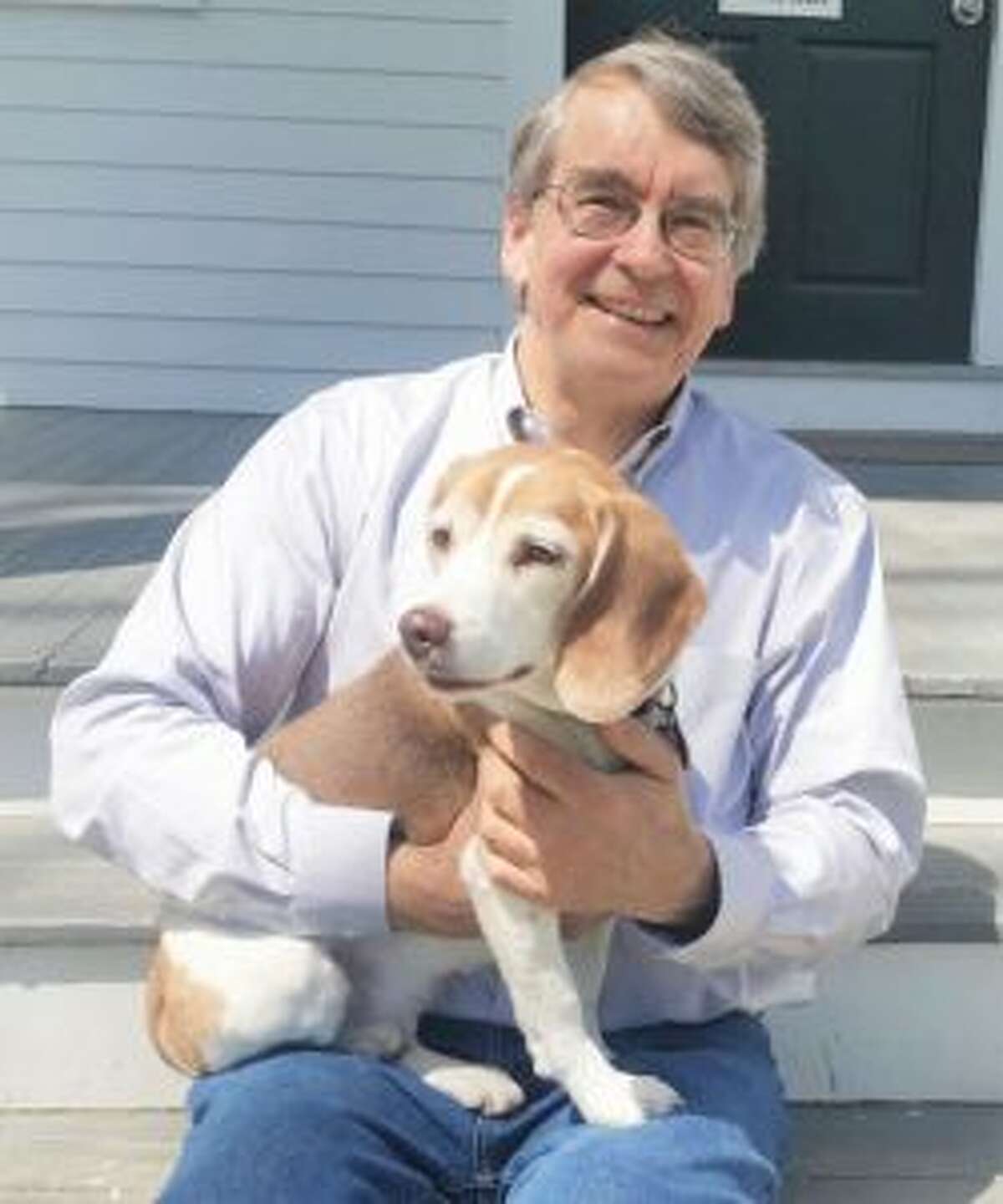 Bill Murrell with his beagle Brandi.