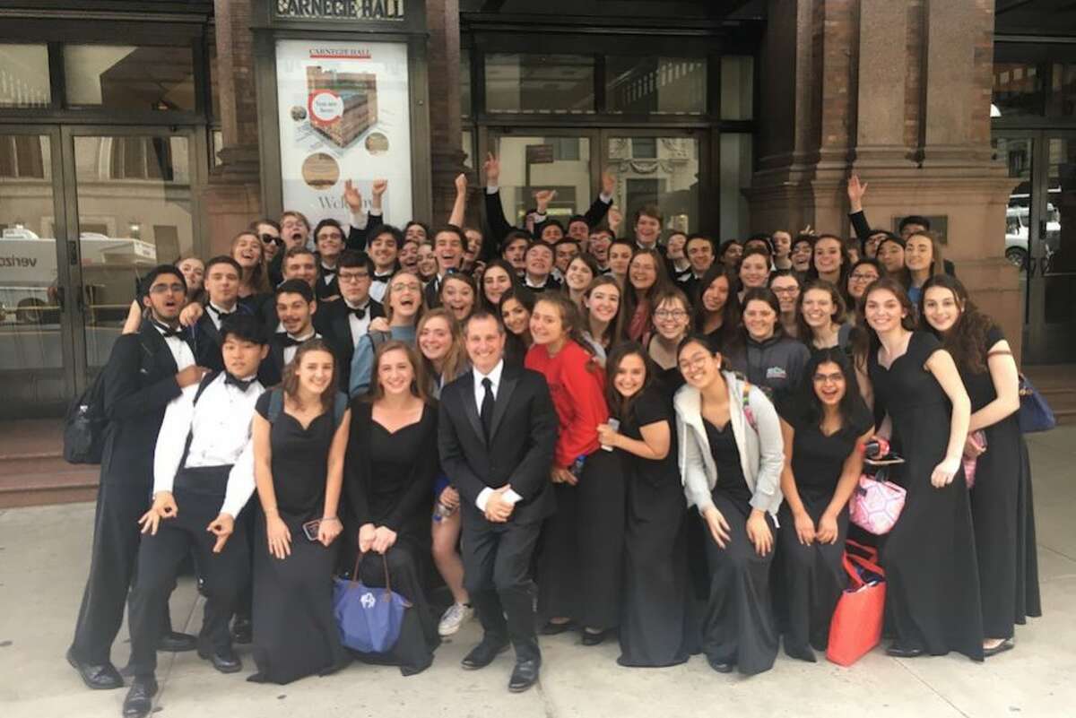 All dressed up - Wilton High School students perform at Carnegie Hall