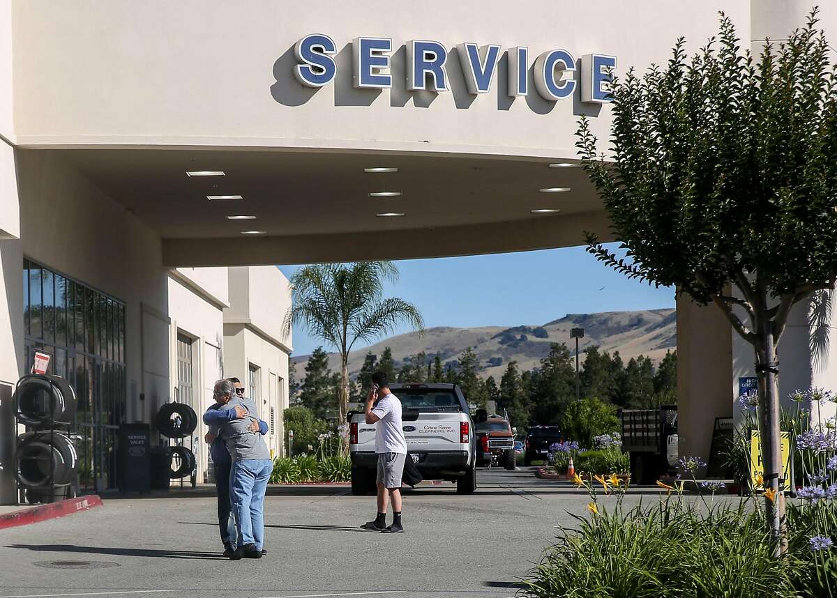 ‘It was chaos’ Hill car dealership worker recalls shooting