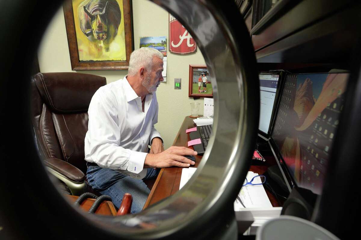 Warren Buffett’s real estate company moves into SETX