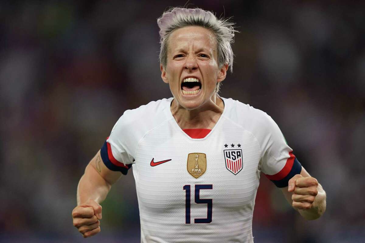 Megan Rapinoe Scores Twice As Us Knocks France Out Of World Cup 