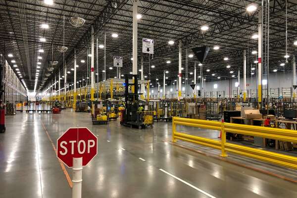 Amazon To Bring Hundreds Of Jobs To Missouri City With Massive Warehouse Houstonchronicle Com