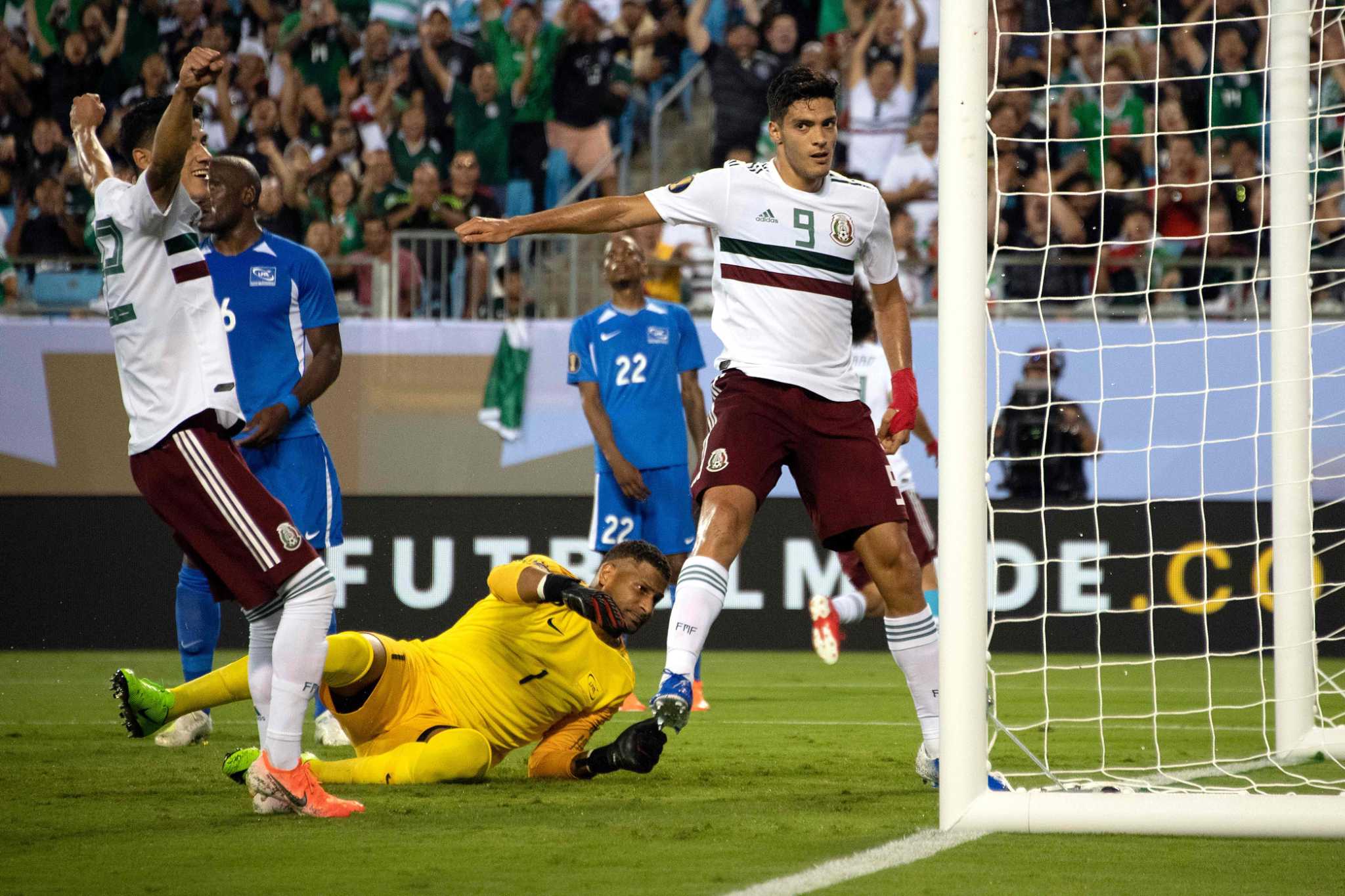 Oscar Duarte of Costa Rica poses during the official FIFA World Cup News  Photo - Getty Images