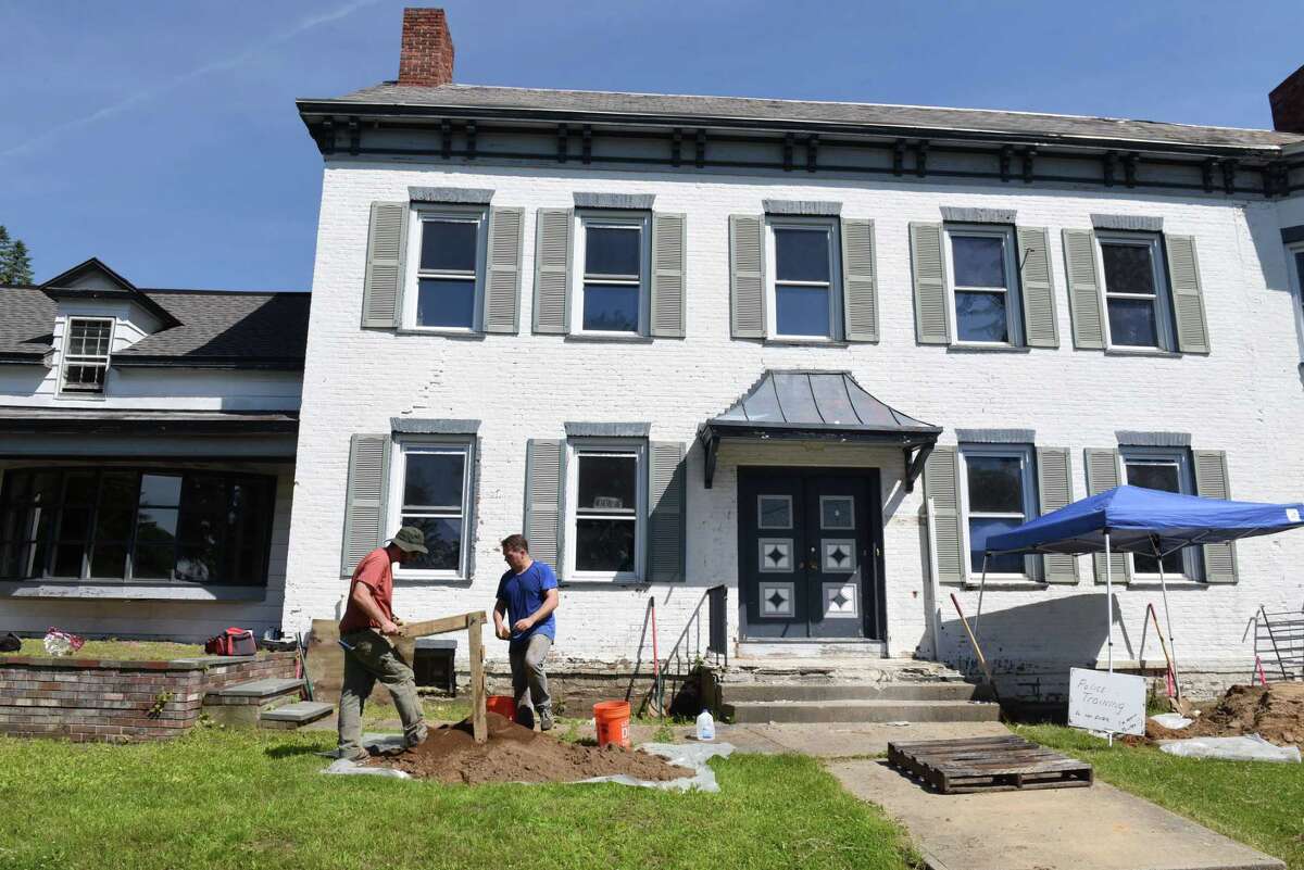 Yates Mansion excavation offers lens into structure's past