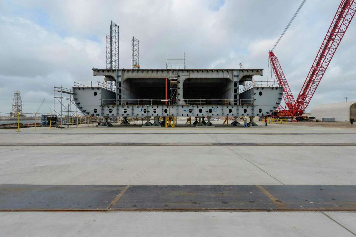 Building LNGpowered ships newest industry along U.S./Mexico border