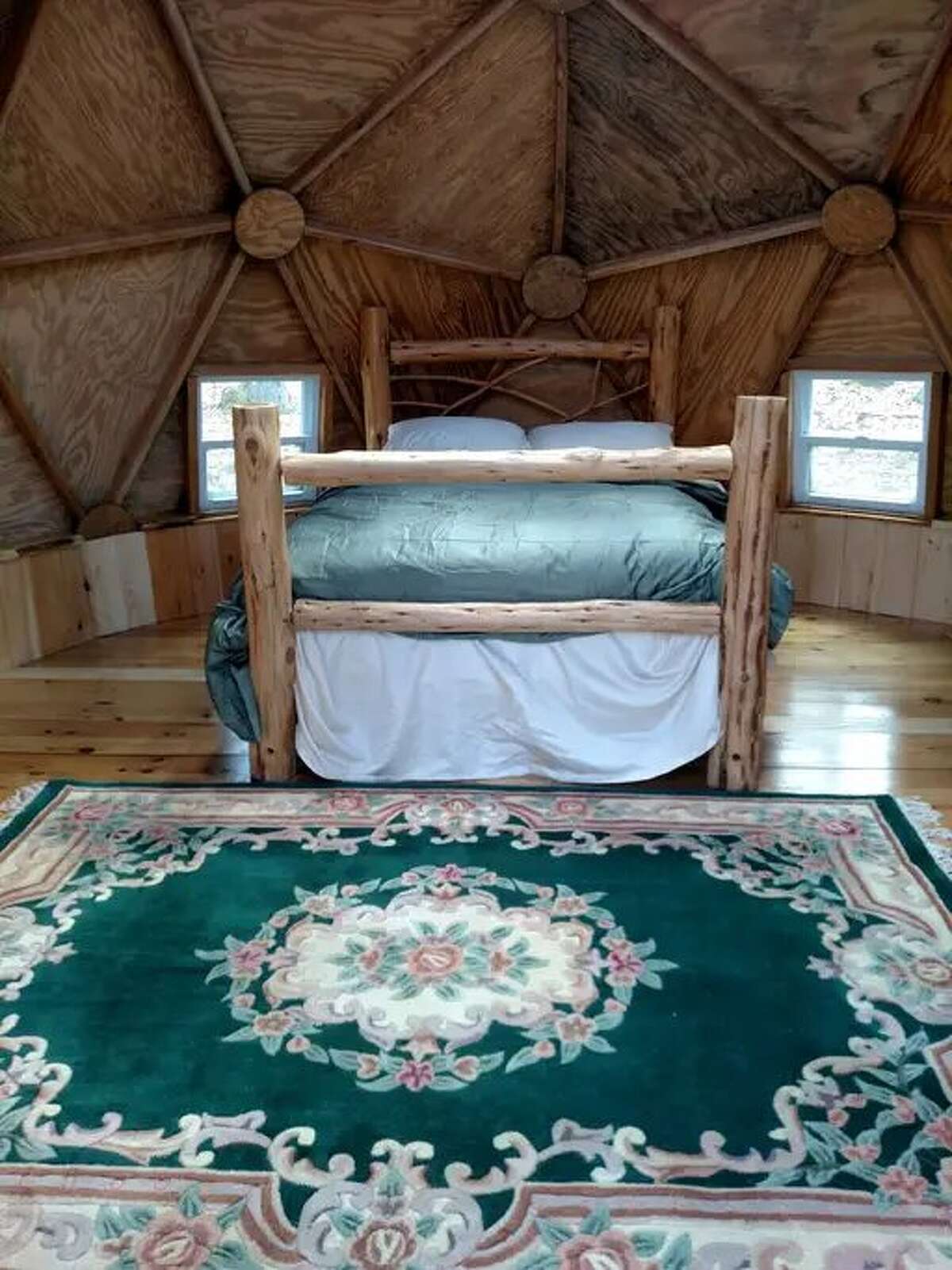 Geodesic Dome, Bethlehem $46 a night/$49 a night on weekends A great daylight space nested on the edge of the woods. Be close to nature but also close to our house for modern convinces in our house. Please note this space is unplugged, it has no electricity, heat or air conditioning. There are full bathrooms for your use in the house, 125 feet away. View full listing on Airbnb