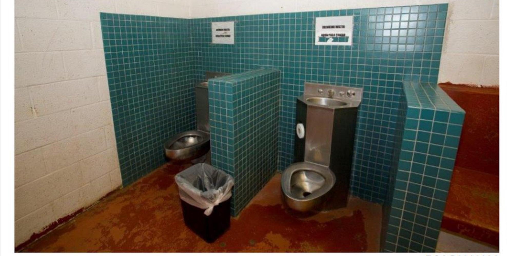 Photo Shows Hybrid Of Toilet And Drinking Fountain In