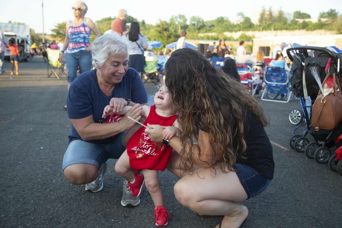 SEEN: Danbury Fair Mall fireworks 2019