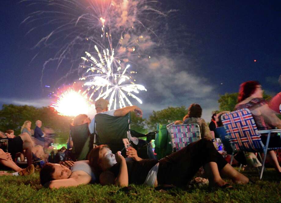 Fireworks light Derby, Shelton on eve of 4th Connecticut Post