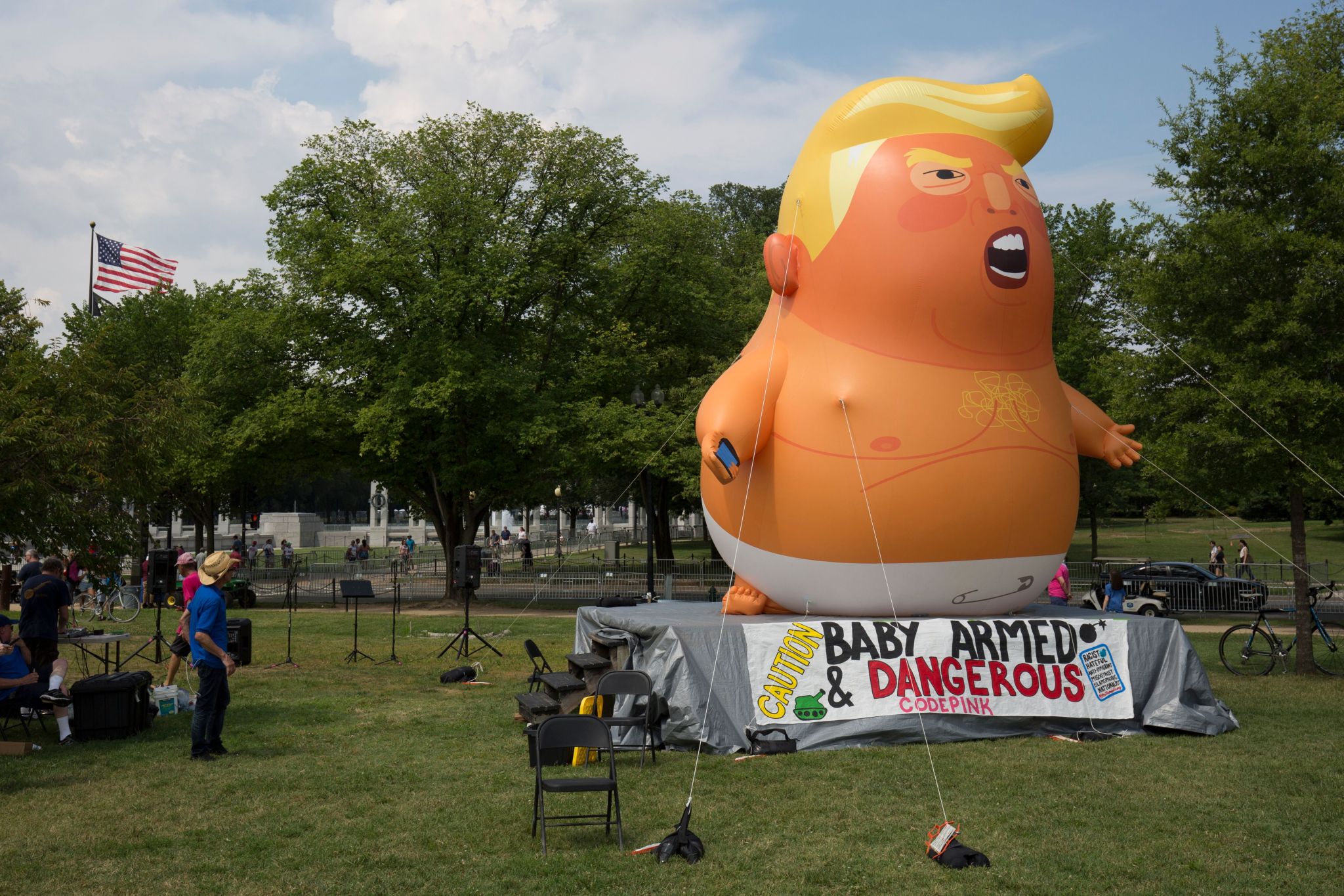 'Baby Trump' balloon slashed at Alabama appearance