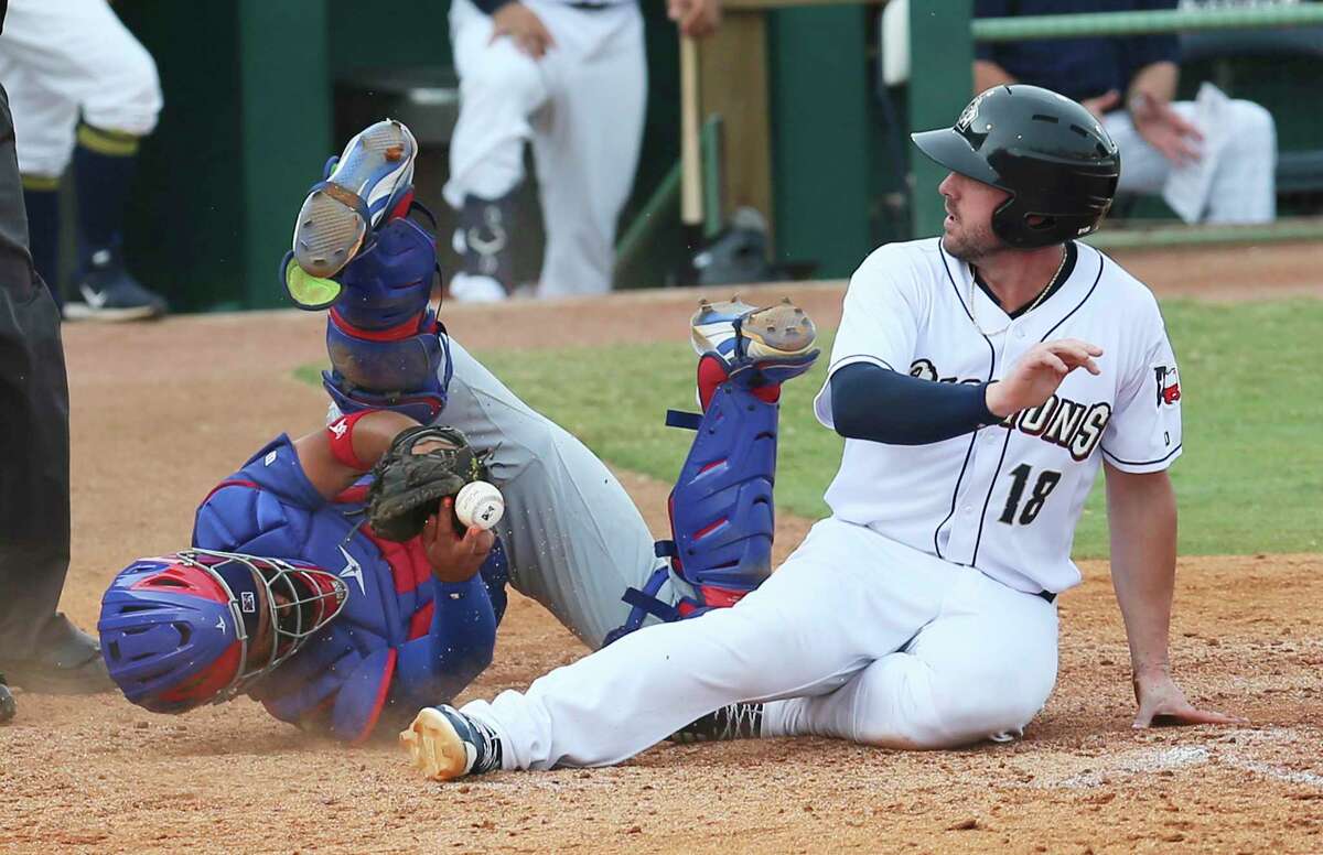 Missions lose shortstop Mauricio Dubon as part of deadline deal