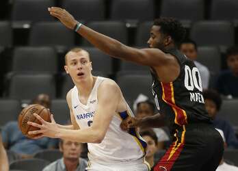 Zaza Pachulia Coming Back To The Golden State Warriors But Not As A Player