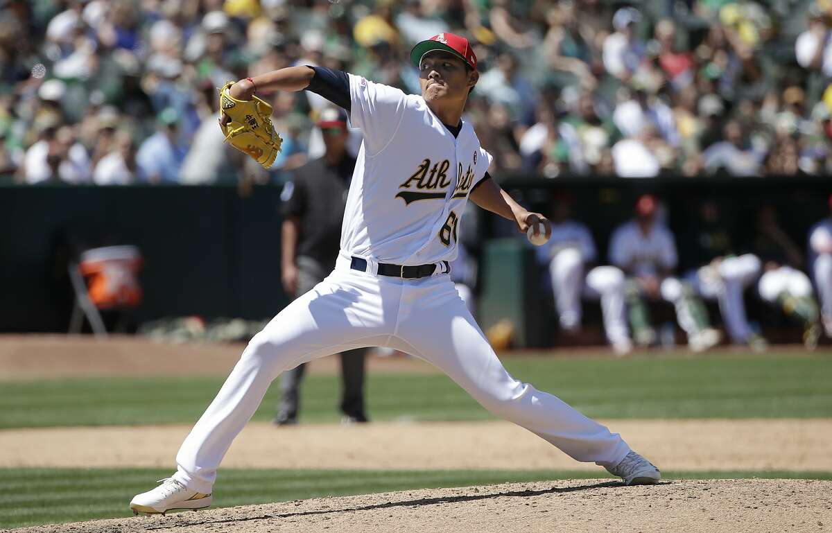 Chris Herrmann hits grand slam for first A's hit