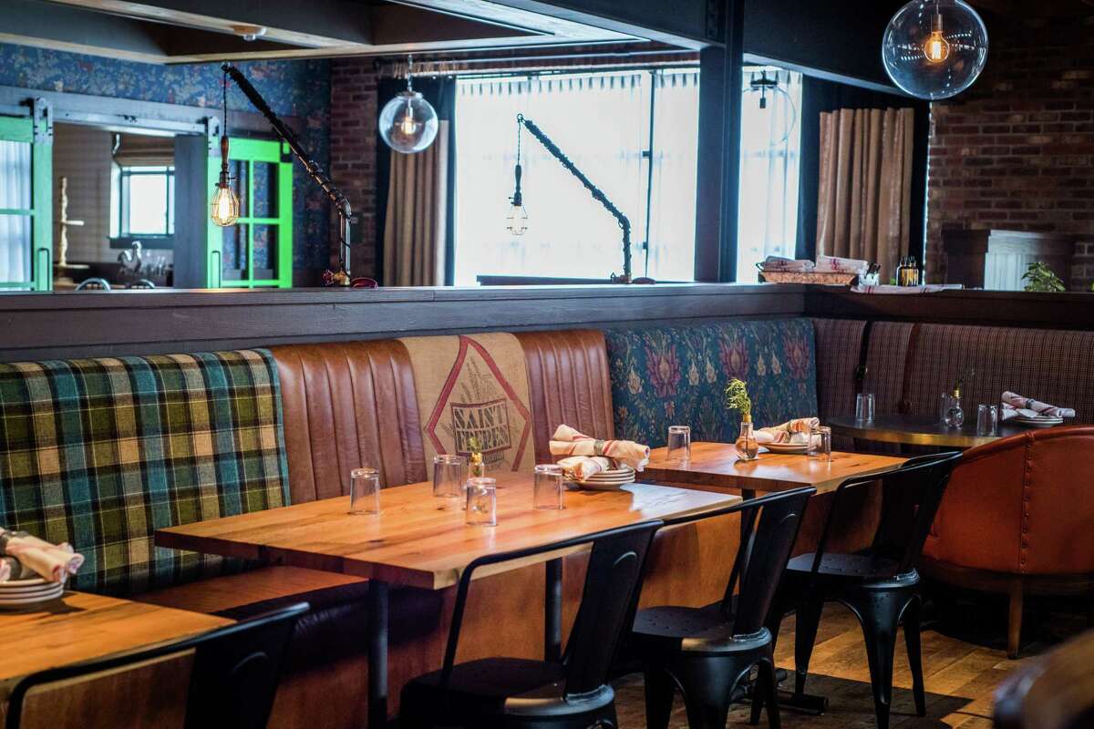 Retail wrap Whiskey Cake Kitchen &amp; Bar, Local Poké, Mod