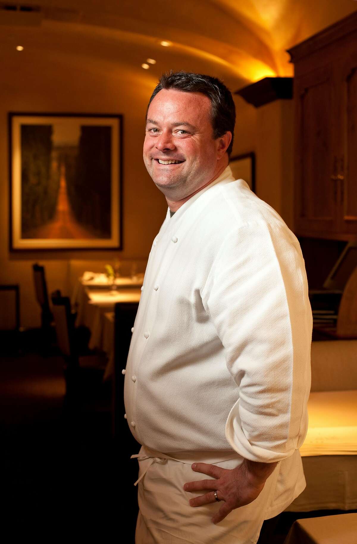 2012年10月25日，周四，加州希尔兹堡，赛勒斯餐厅的厨师和老板道格拉斯·基恩。