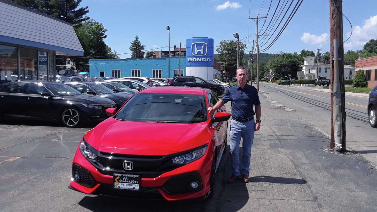 Sullivan Honda owners prepare to move dealership to East Main Street