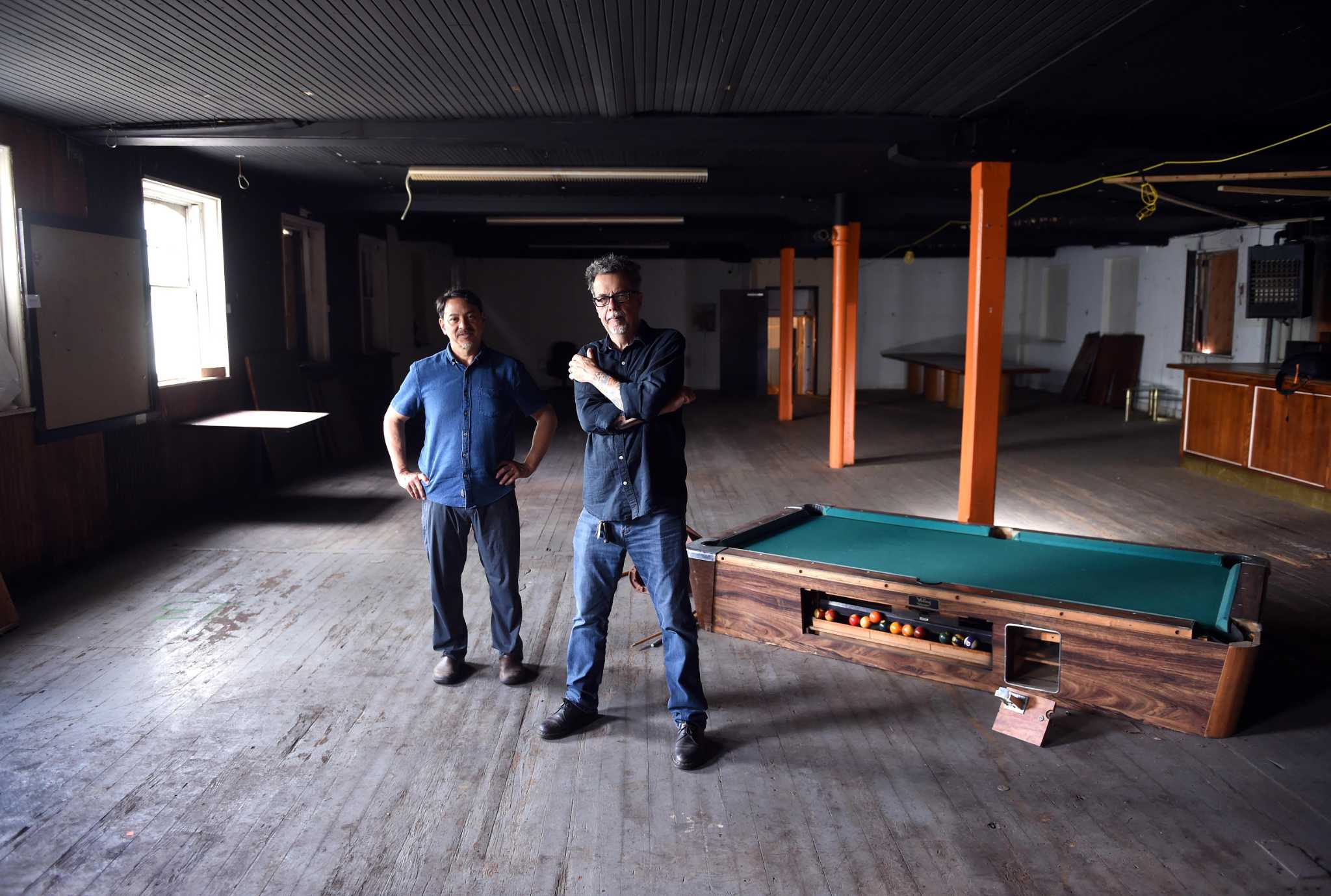 New Haven factory’s clocks, strippers and punk rockers focus of film