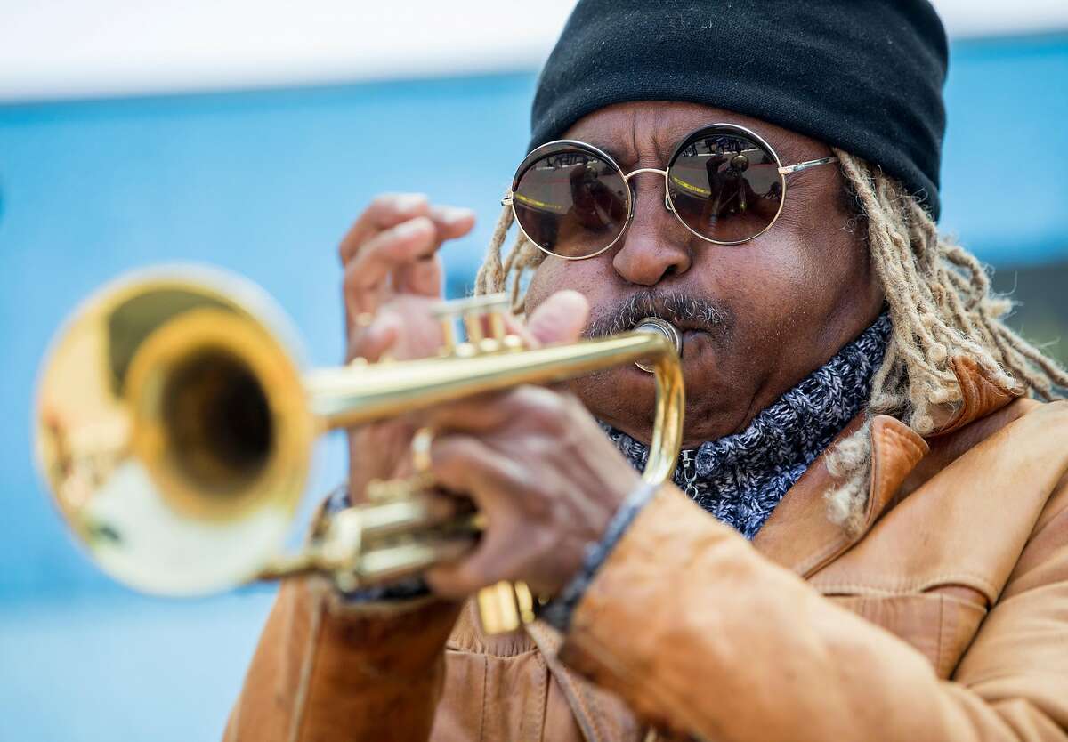 Jazz comes out during the day at Fillmore Street festival