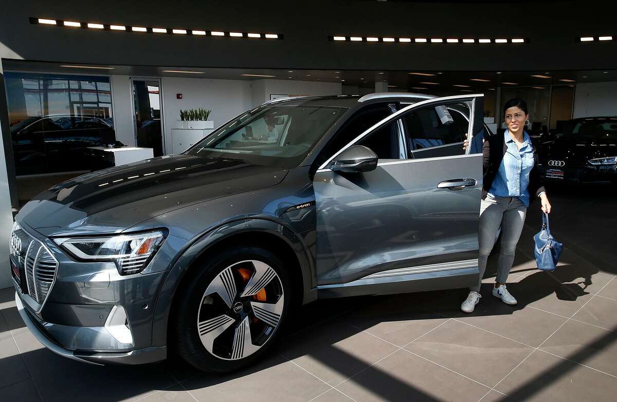 california-bill-could-triple-rebates-for-electric-car-buyers