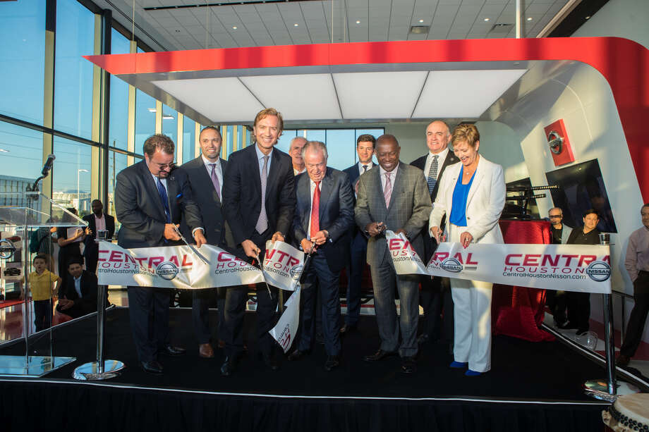 Nissan Dealership Houston Tx >> Nissan Fetes Grand Opening Of Its Largest U S Dealership Nissan Dealership Houston Tx >> Nissan Fetes Grand Opening Of Its Largest U S Dealership