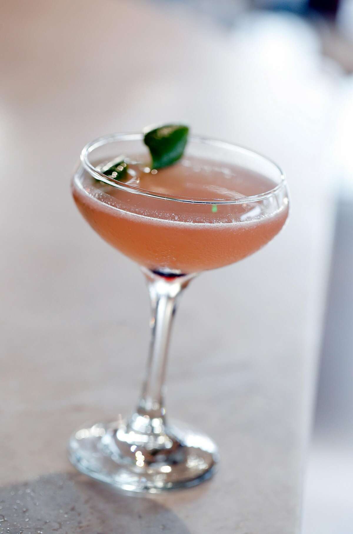 With Top Hatters, San Leandro rocks a destination restaurant