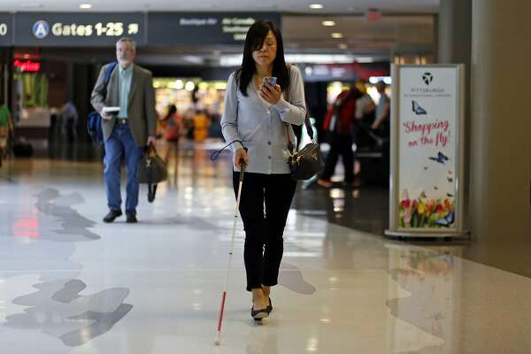Flying blind: Apps help visually impaired navigate airport - SFChronicle.com