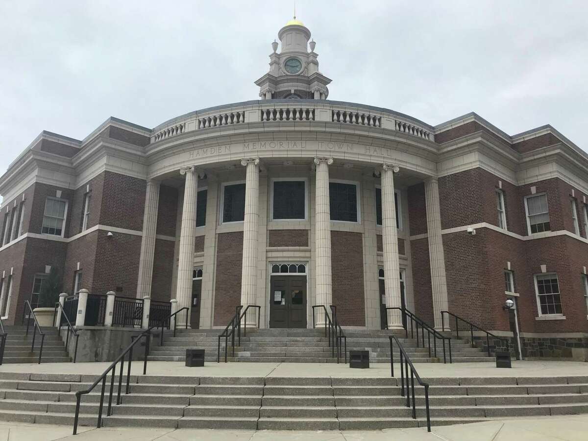 Hamden Memorial Town Hall June 2019