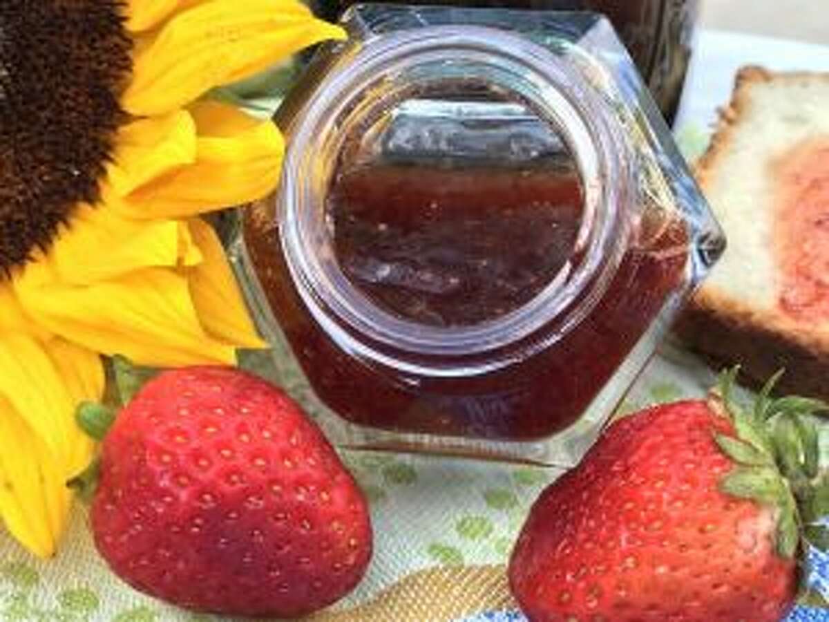 Strawberry Rhubarb Chutney