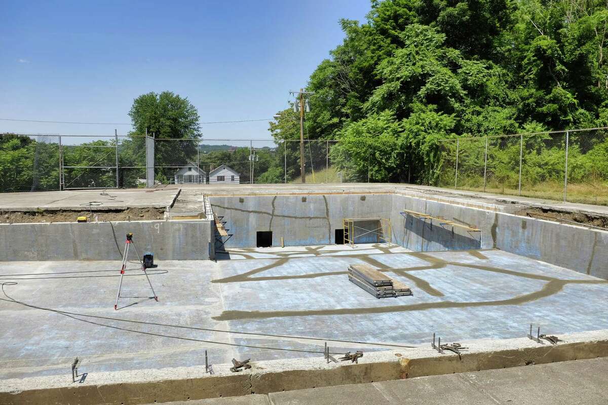 troy community center pool