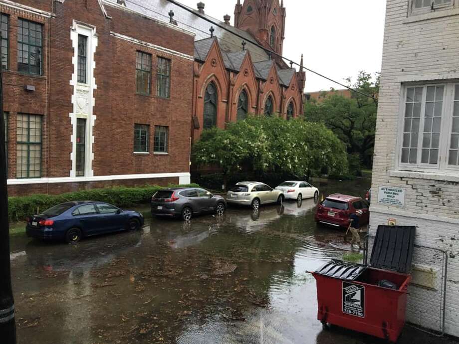 New Orleans floods as Gulf Coast braces for torrential rains Alton