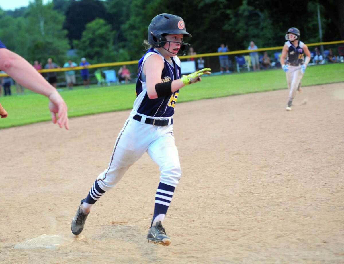 Milford earns extrainning win over Fairfield to advance to LL Softball