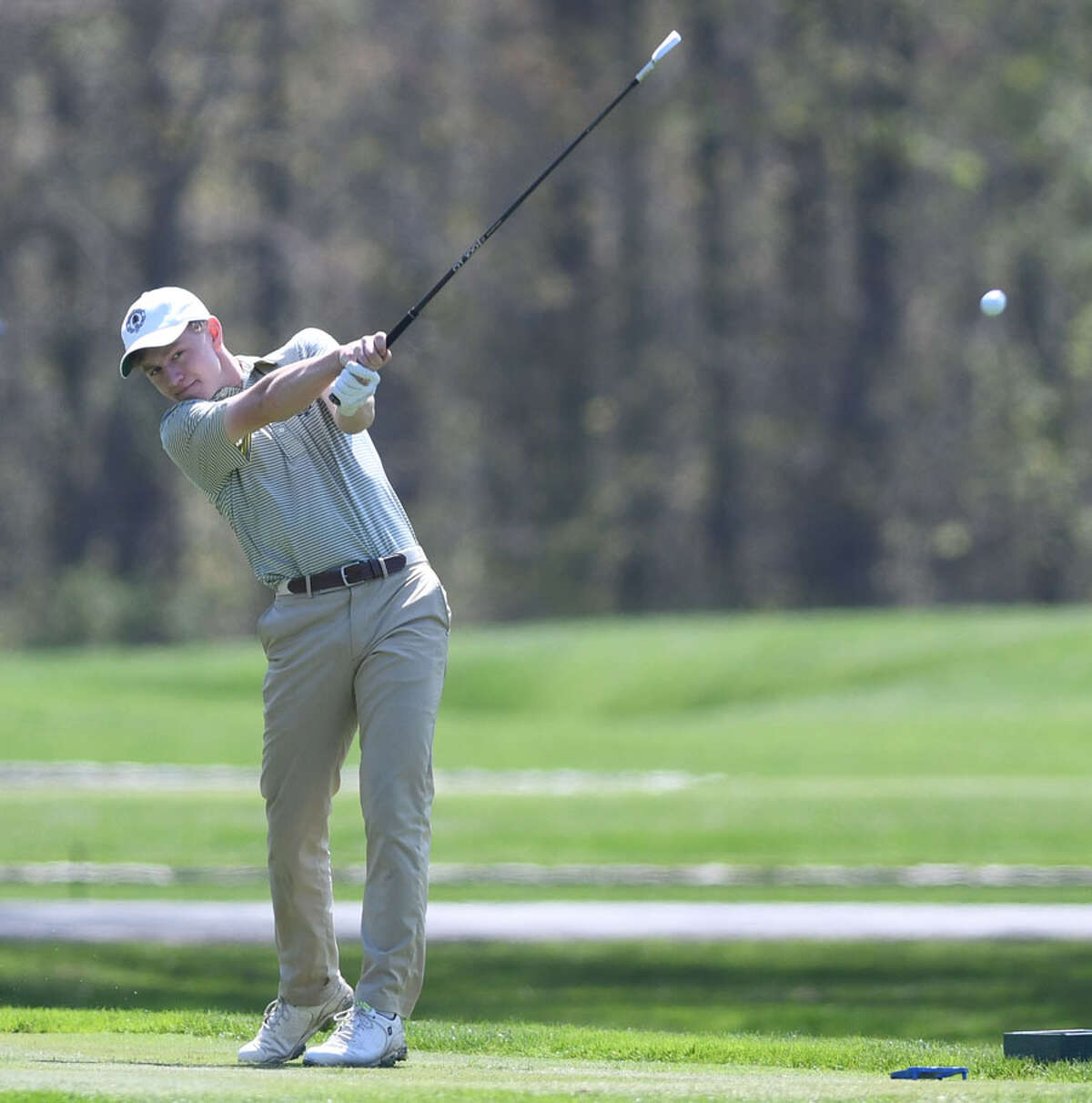 Darien golfers Carpenter, Gu and Smith advance to match play at CT