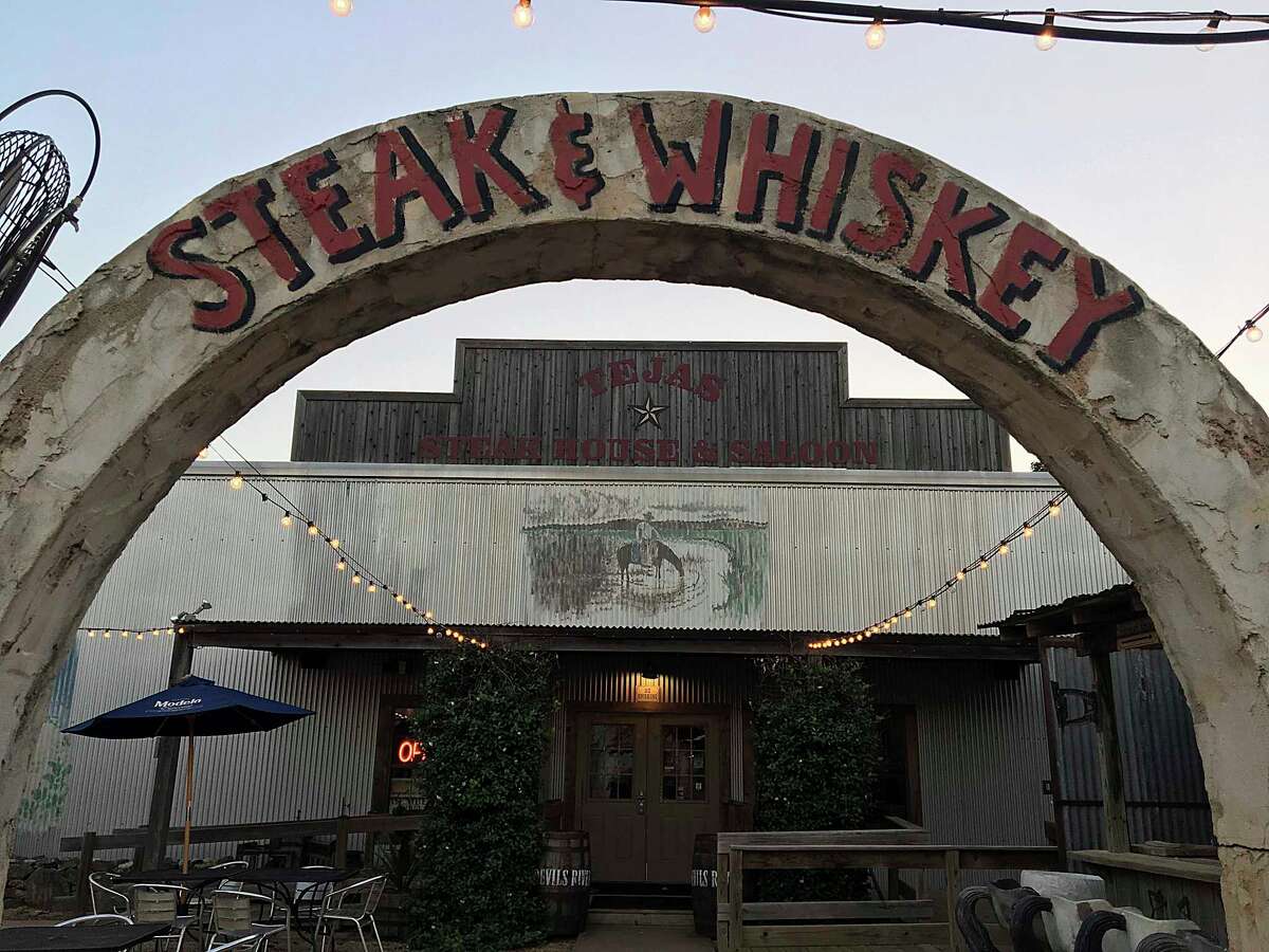 Review Rodeo spirit energizes Tejas Steakhouse in Bulverde
