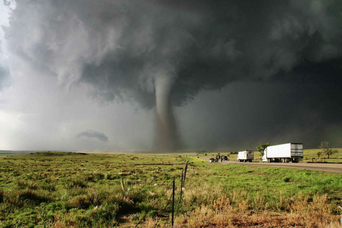 green tornado clouds