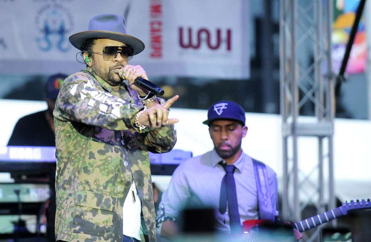 In Photos Shaggy Performs At Alive Five In Stamford