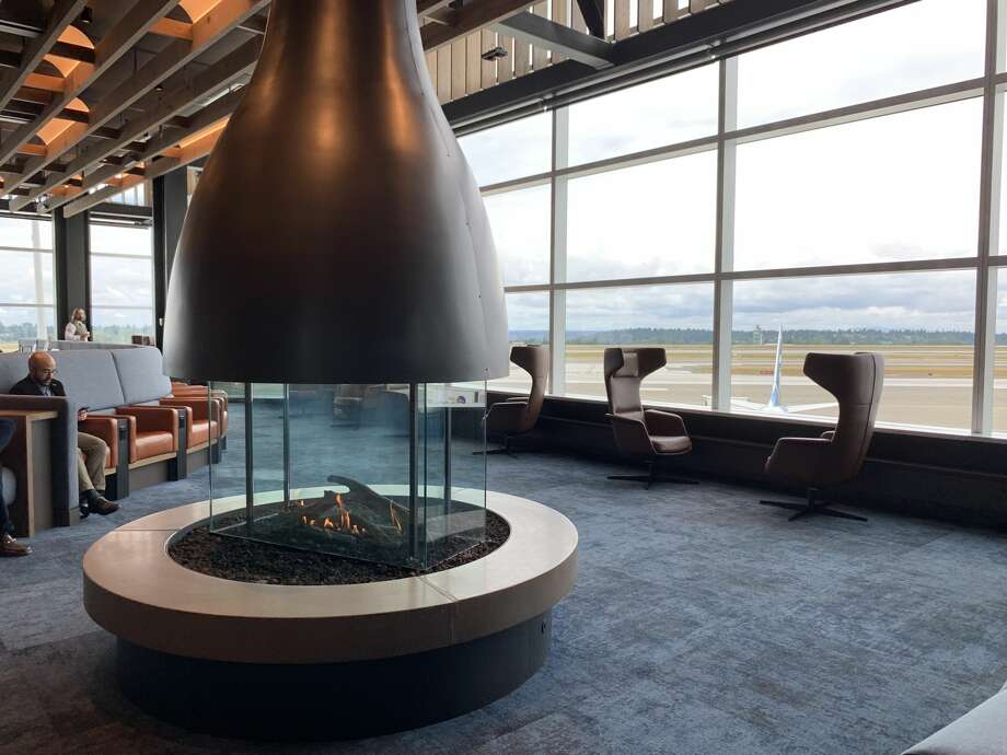 Alaska Airlines Largest Lounge Opens In Seattle Photos