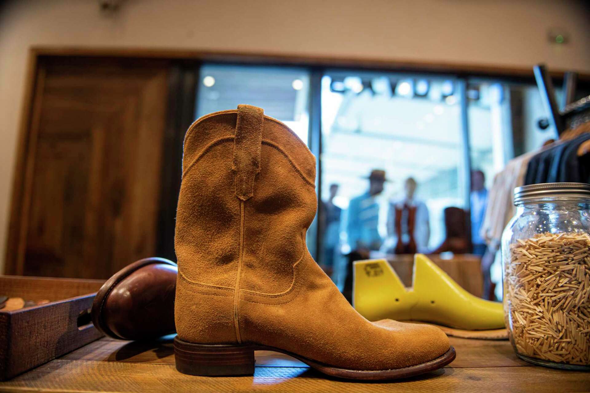 Texas bootmaker Tecovas expands footprint across 10 states
