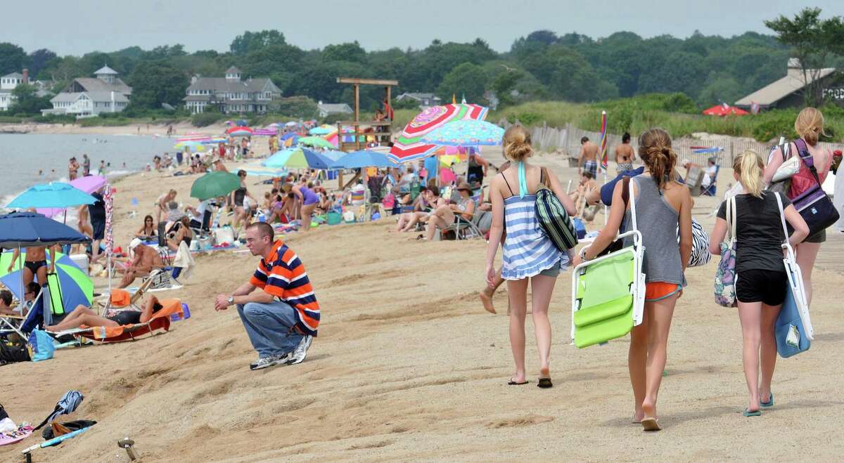 Man dies after drowning incident at Hammonasset Beach State Park