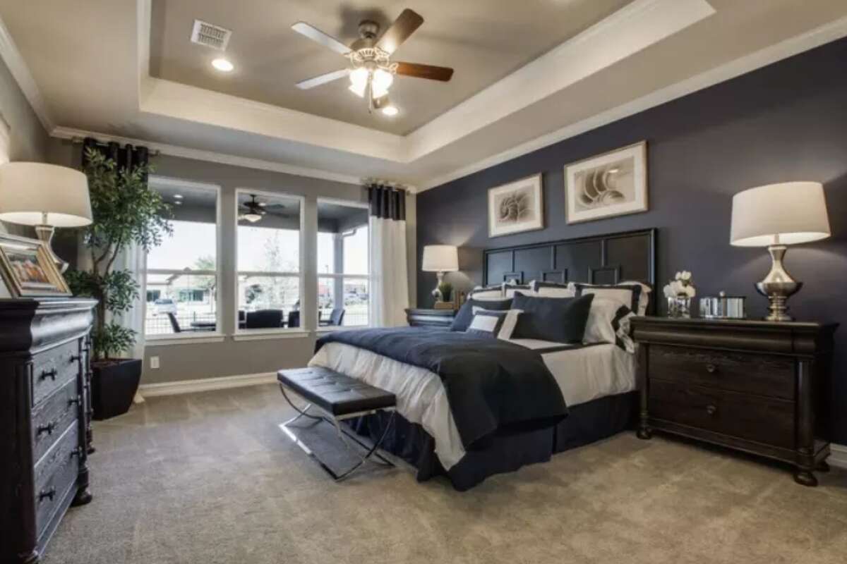 Del b building smaller homes in The Woodlands