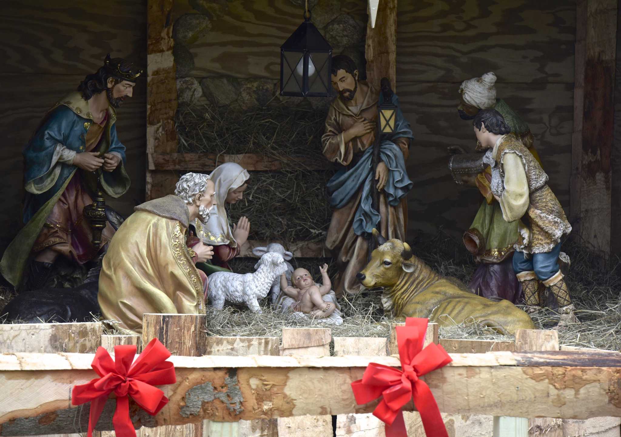 Bethel to allow religious displays on public property