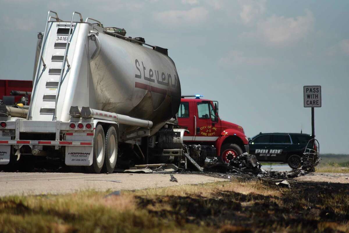 Police Texas oilfield workers, truck driver killed in fiery crash