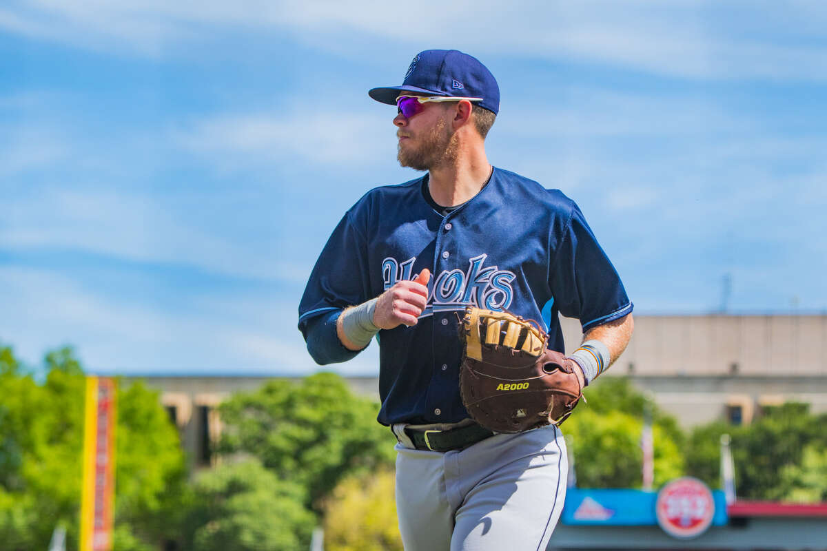 Corpus Christi Hooks take on the Amarillo Sod Poodles