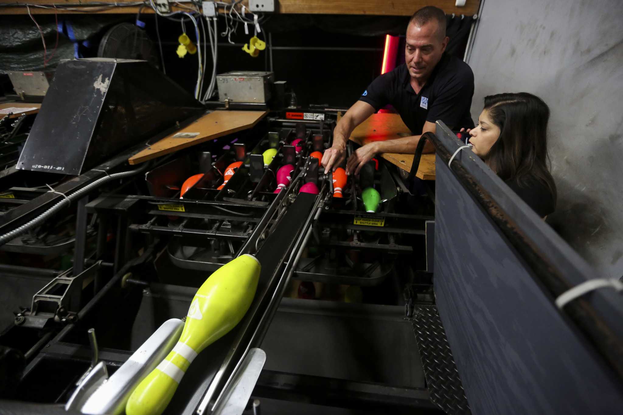 How a bowling alley works