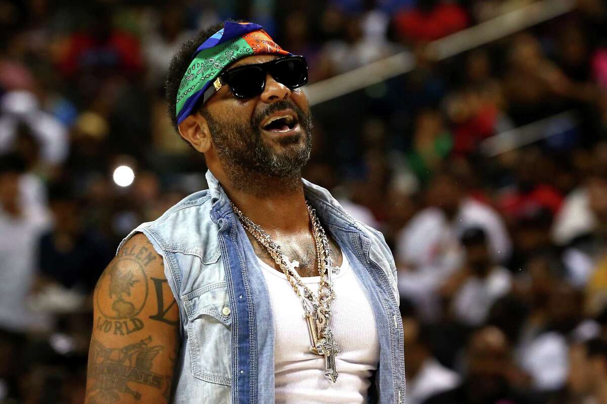NEW YORK, NEW YORK - JULY 14: Rapper Jim Jones performs during week four of the BIG3 three-on-three basketball league at Barclays Center on July 14, 2019 in the Brooklyn borough of New York City. (Photo by Mike Stobe/BIG3/Getty Images)