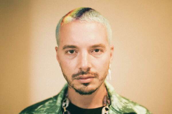 J Balvin Brings Arcoiris Tour To Sugar Land Houstonchronicle Com