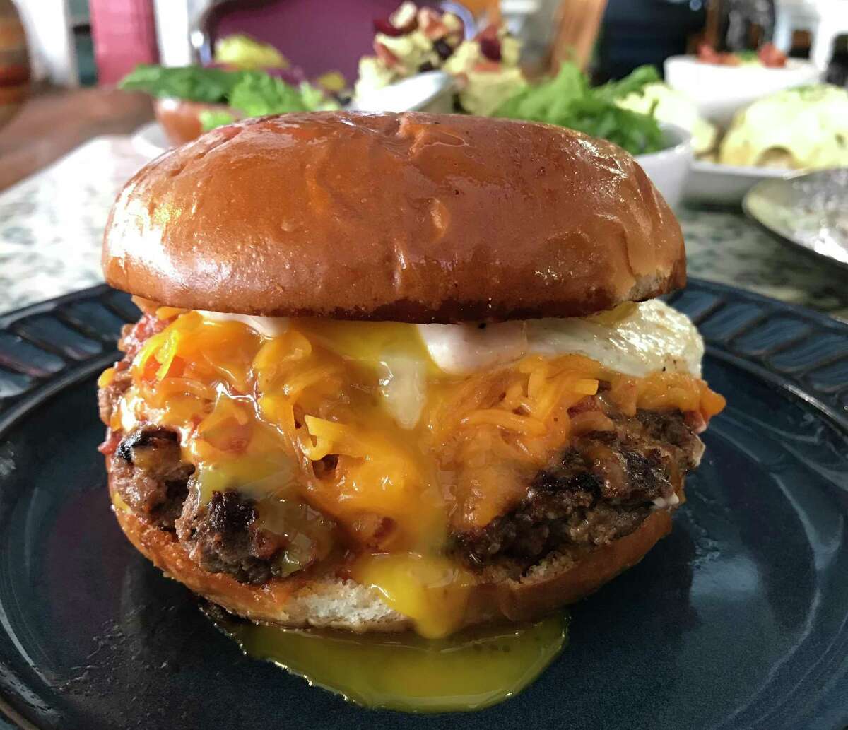 Review New Comfort Café restaurant in Leon Valley serves feelgood