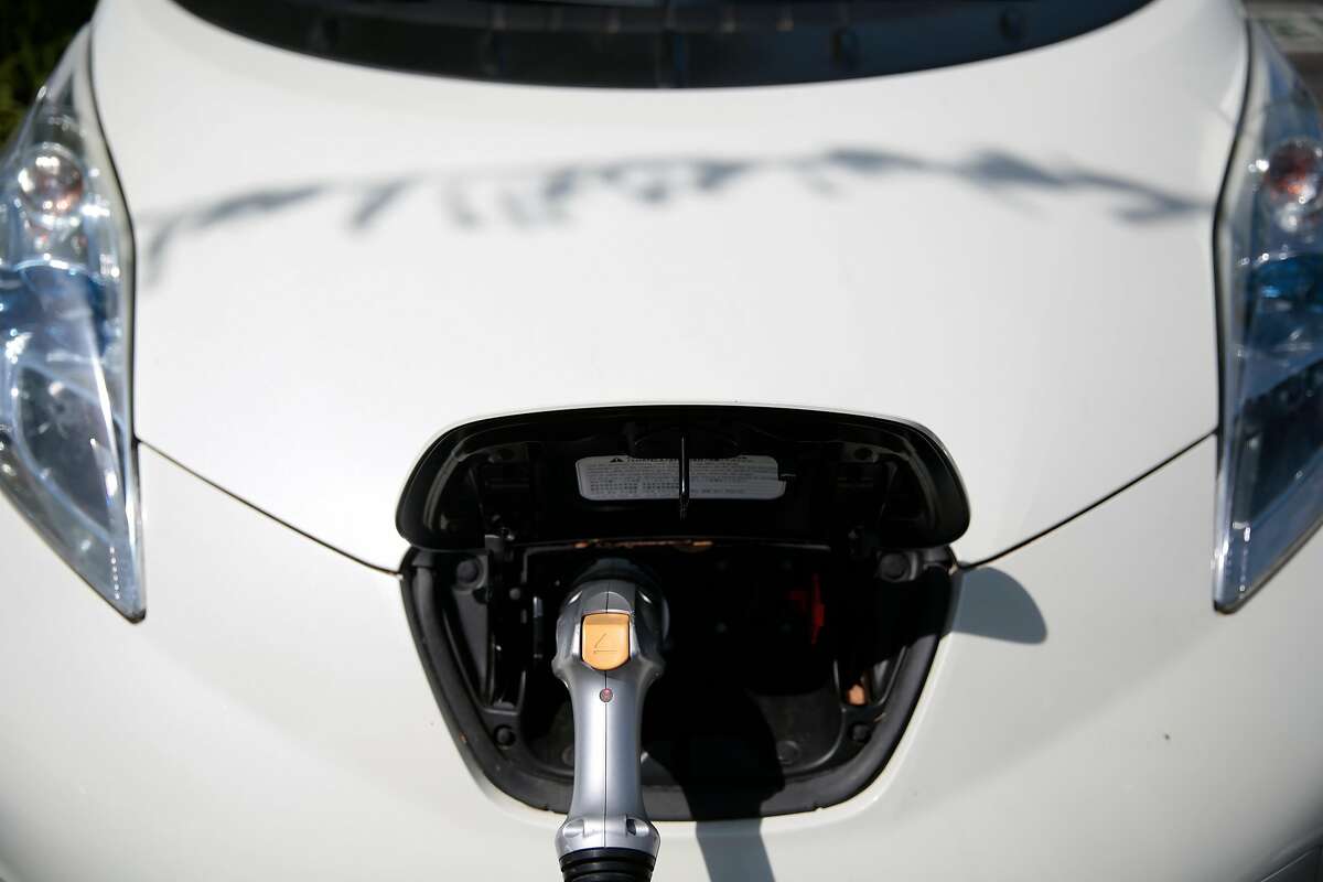 An older model Nissan LEAF is charged at the Jim Bone Nissan dealership in Santa Rosa, California, Thursday, May 3, 2018. Ramin Rahimian/Special to The Chronicle