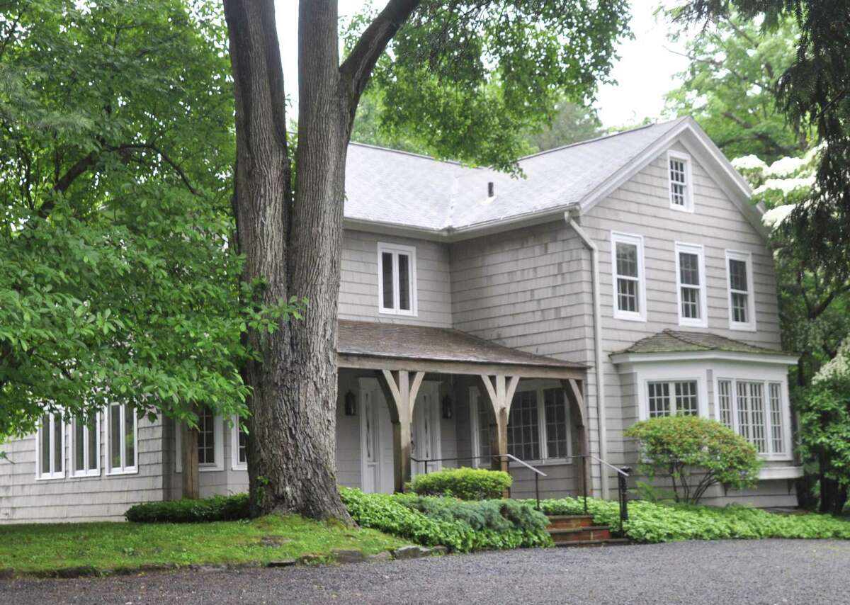 The old farmhouse on the Montanari property at 99 Barry Avenue would be preserved on a two-acre lot, while four new houses are built on lots of one-acre each under a 10-acre subdivision going to public hearing June 25.