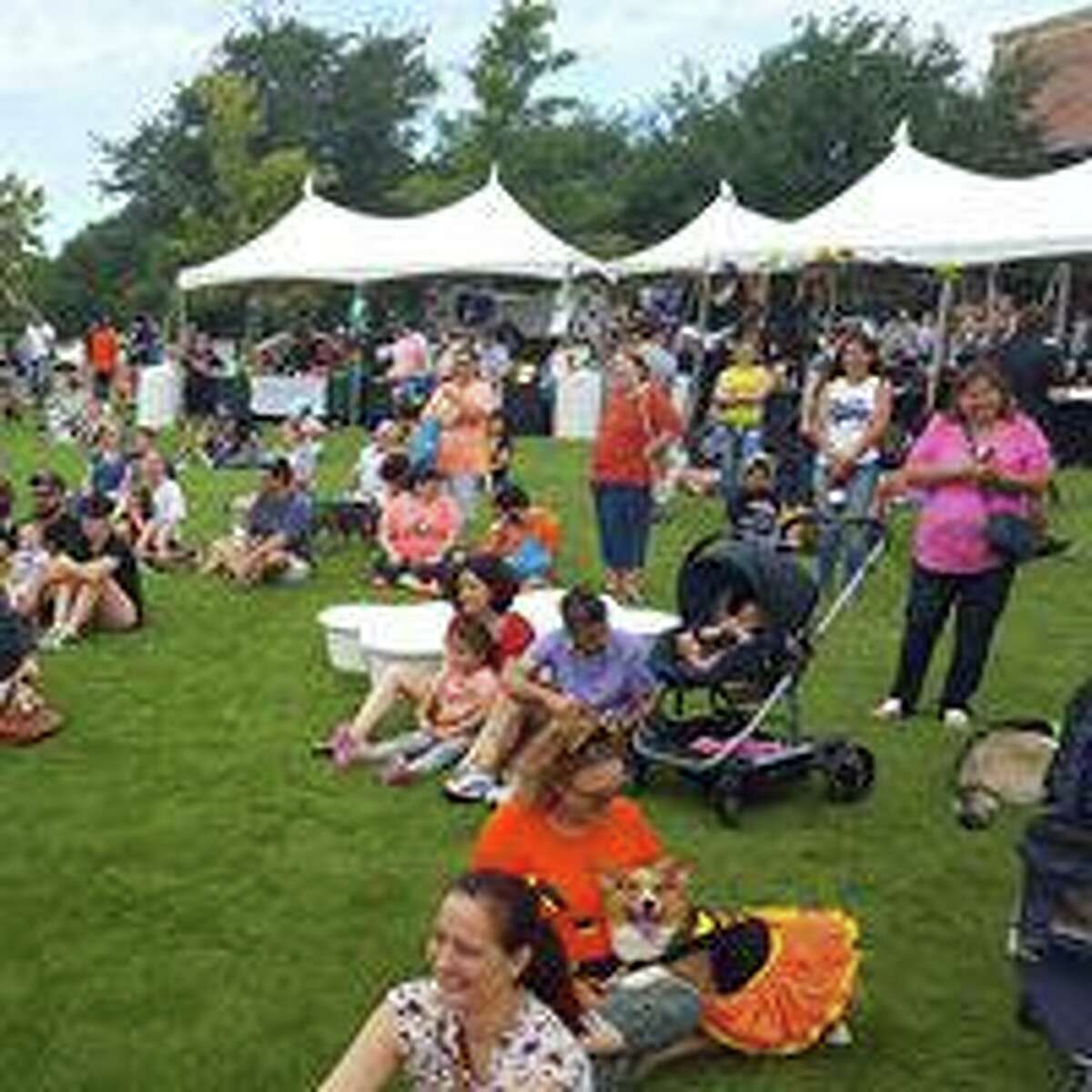 Astros Caravan makes stop in Katy